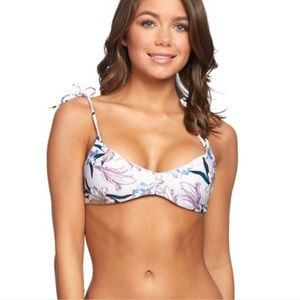 BH81 NWT O’NEILL pink floral bikini top
